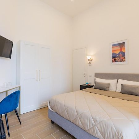Blu Parthenope Suites Napoli Ngoại thất bức ảnh