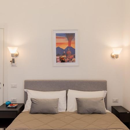 Blu Parthenope Suites Napoli Ngoại thất bức ảnh