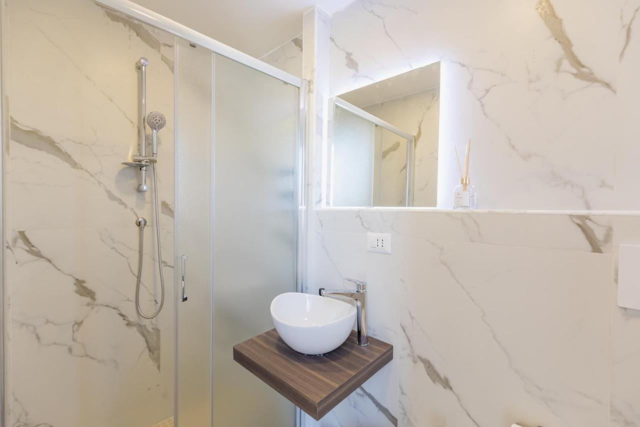 Blu Parthenope Suites Napoli Ngoại thất bức ảnh