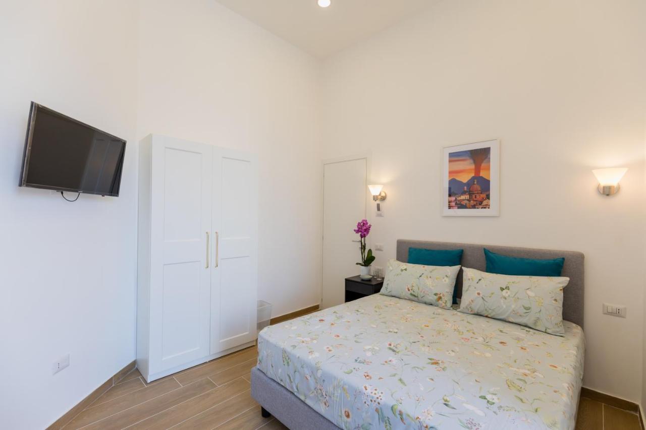 Blu Parthenope Suites Napoli Ngoại thất bức ảnh
