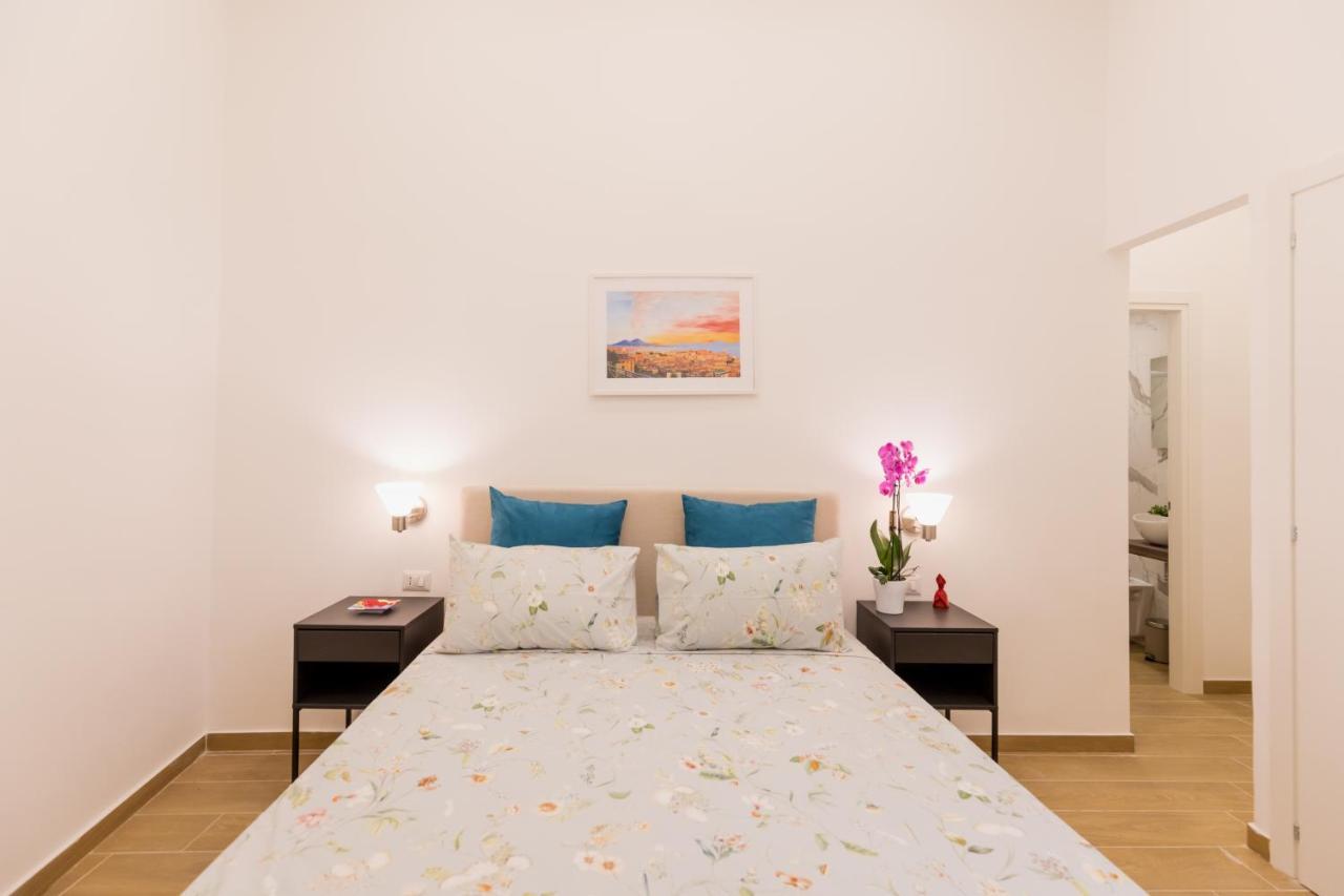 Blu Parthenope Suites Napoli Ngoại thất bức ảnh