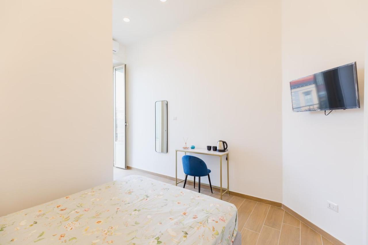 Blu Parthenope Suites Napoli Ngoại thất bức ảnh