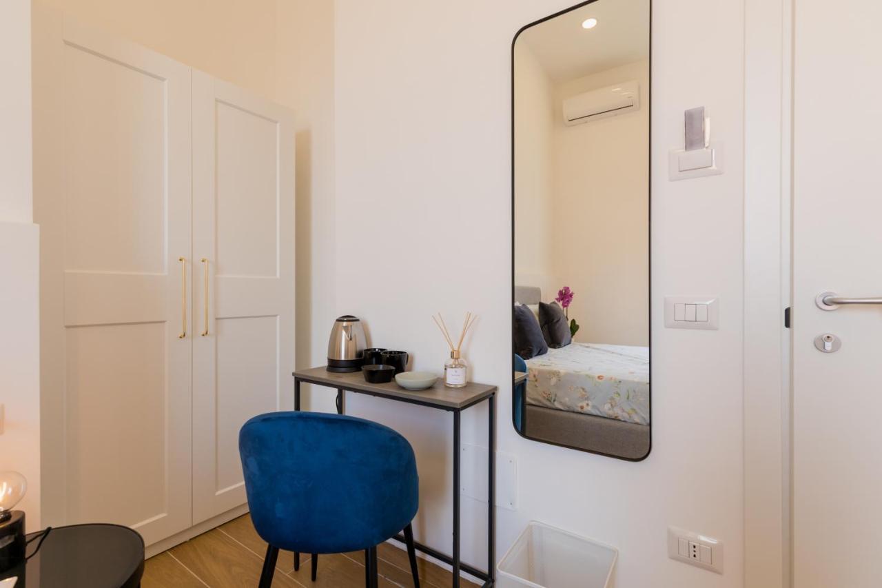 Blu Parthenope Suites Napoli Ngoại thất bức ảnh