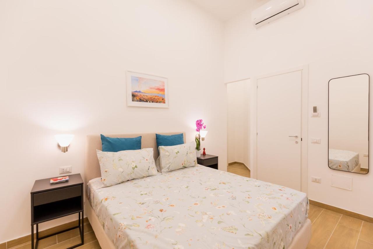 Blu Parthenope Suites Napoli Ngoại thất bức ảnh