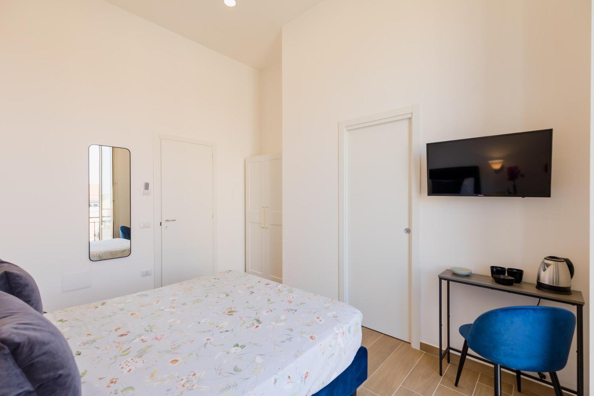Blu Parthenope Suites Napoli Ngoại thất bức ảnh