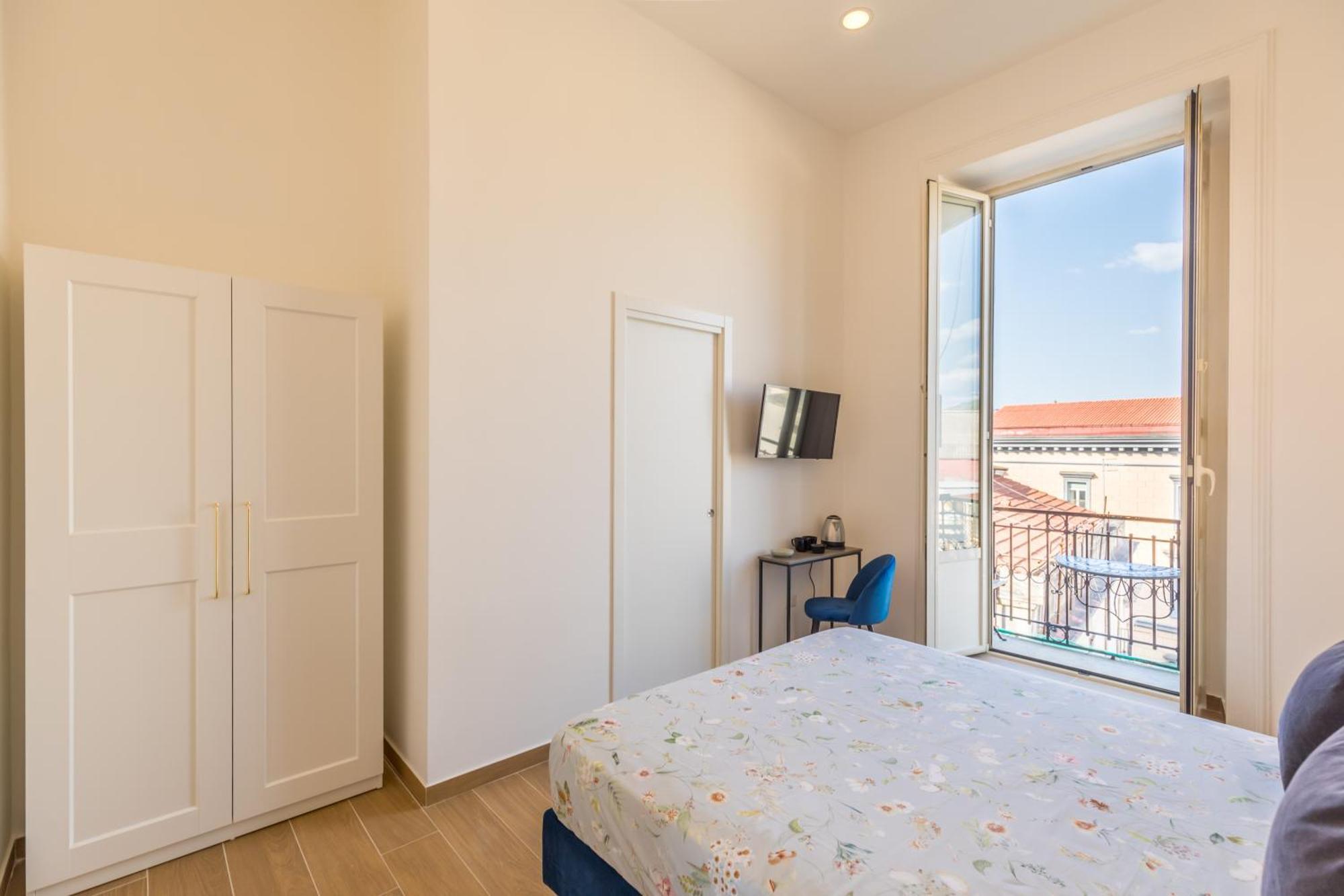 Blu Parthenope Suites Napoli Ngoại thất bức ảnh