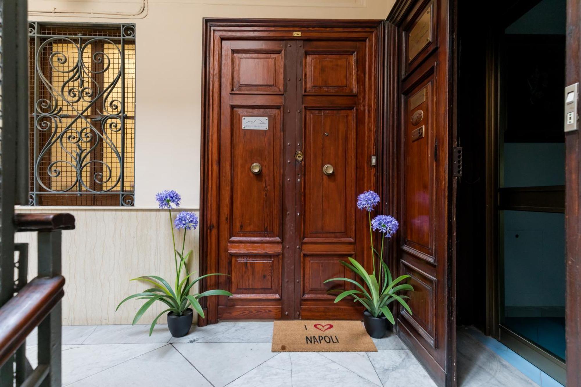 Blu Parthenope Suites Napoli Ngoại thất bức ảnh