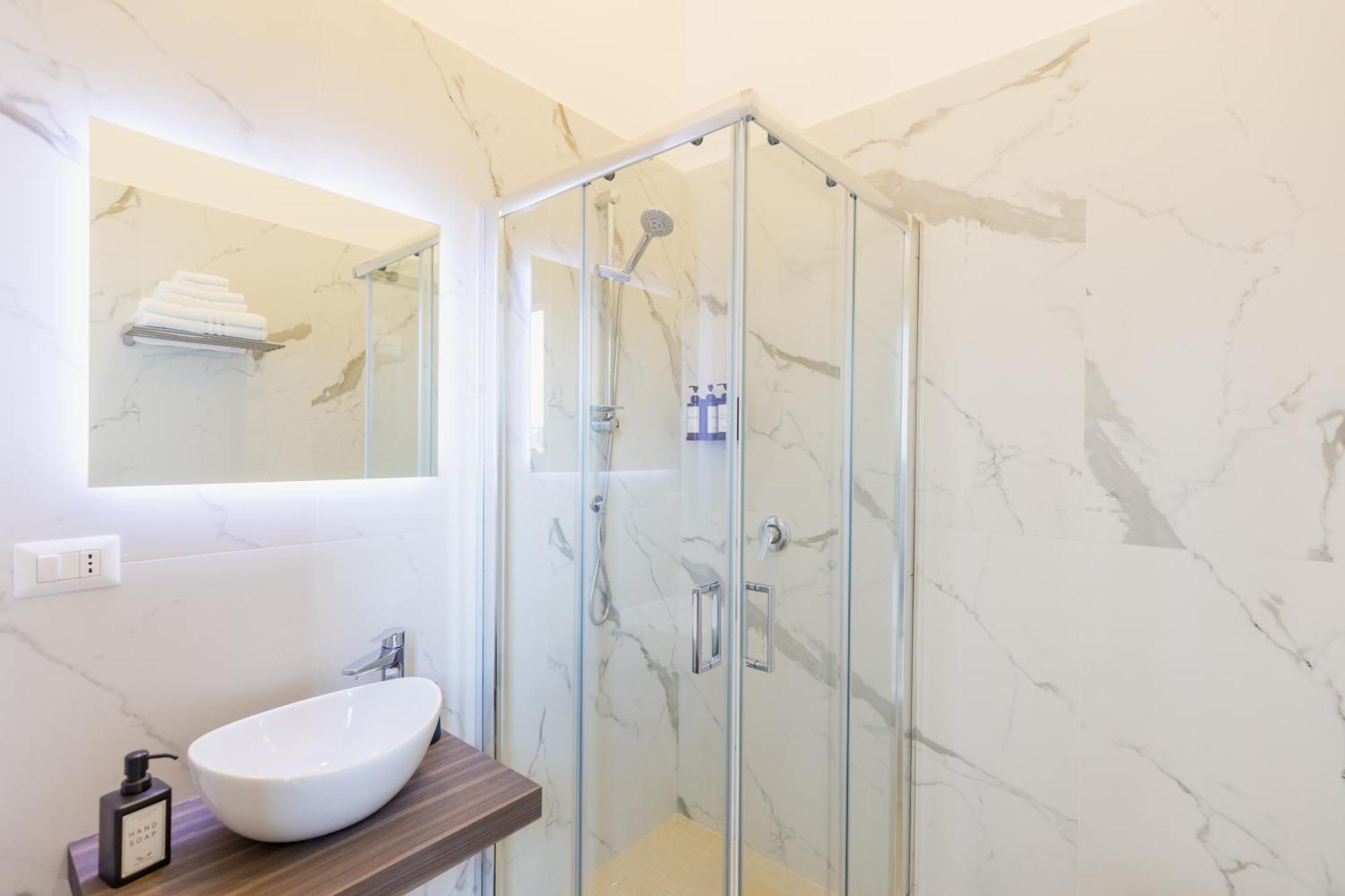 Blu Parthenope Suites Napoli Ngoại thất bức ảnh