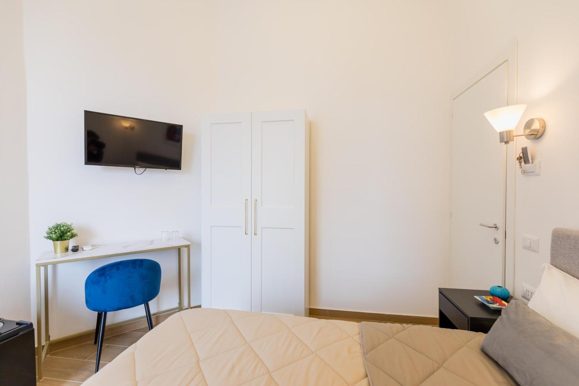 Blu Parthenope Suites Napoli Ngoại thất bức ảnh